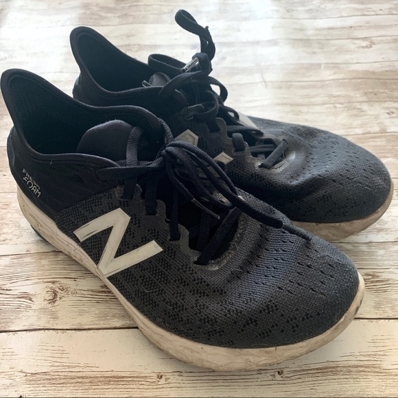 NEW BALANCE - Picture 1 of 4
